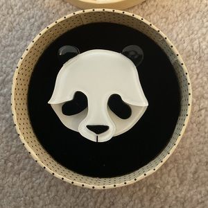 Erstwilder panda brooch